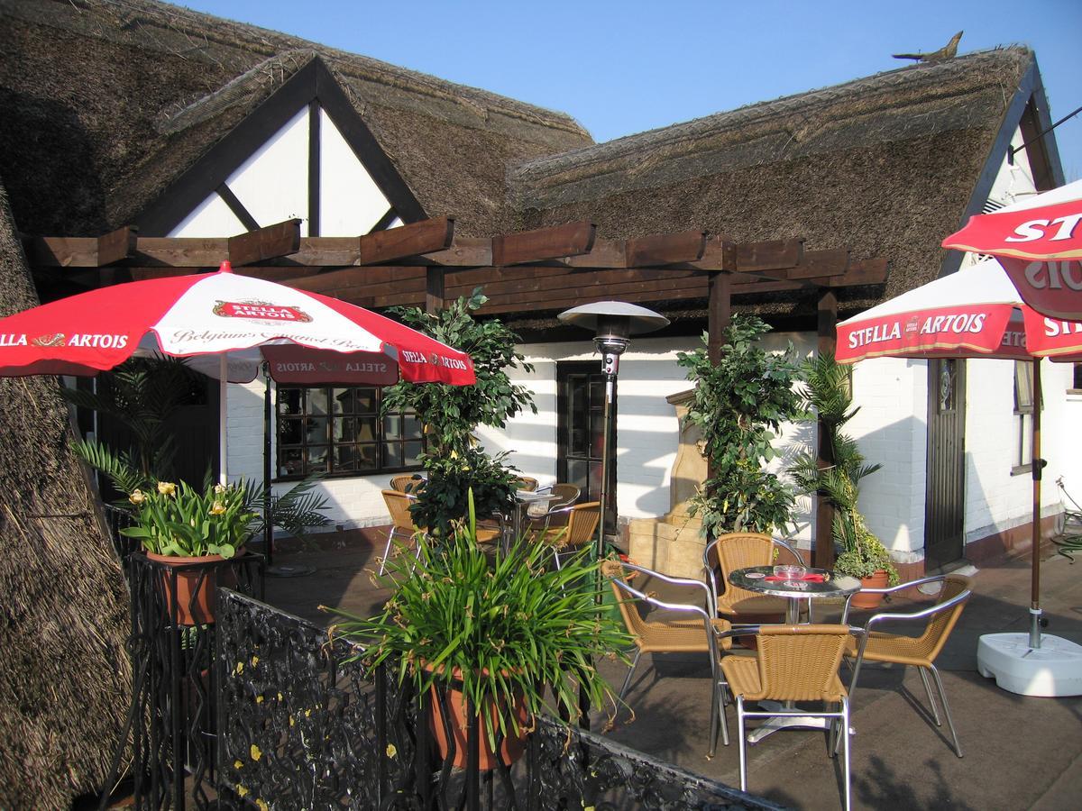 Guy'S Thatched Hamlet Barton  Exterior photo